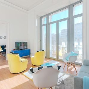 Dormitory Room Mixed